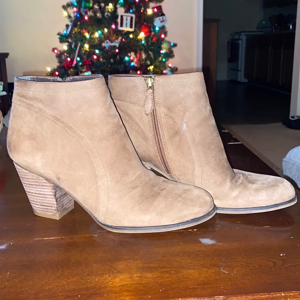 Franco Sarto brown leather bootie